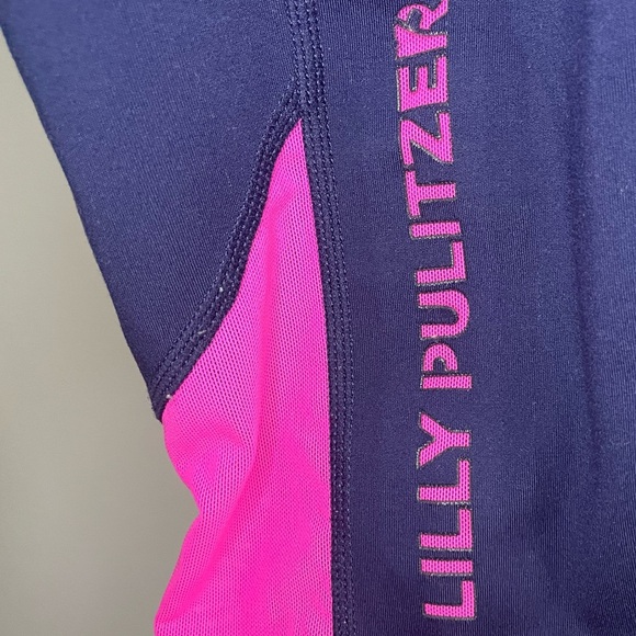 Lilly Pulitzer UPF 50+ Luxletic 24” Weekender Leggings - Picture 11 of 15